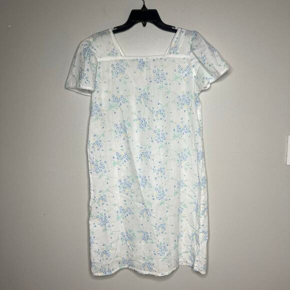 VTG Bed & Breakfast New York Women's Med Short Sleeve Sleep Gown Floral Lace - Picture 6 of 8